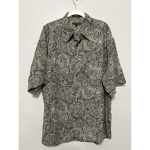 Vintage Claiborne Short Sleeve Button Up Shirt‎ XL Rayon blend printed geometric